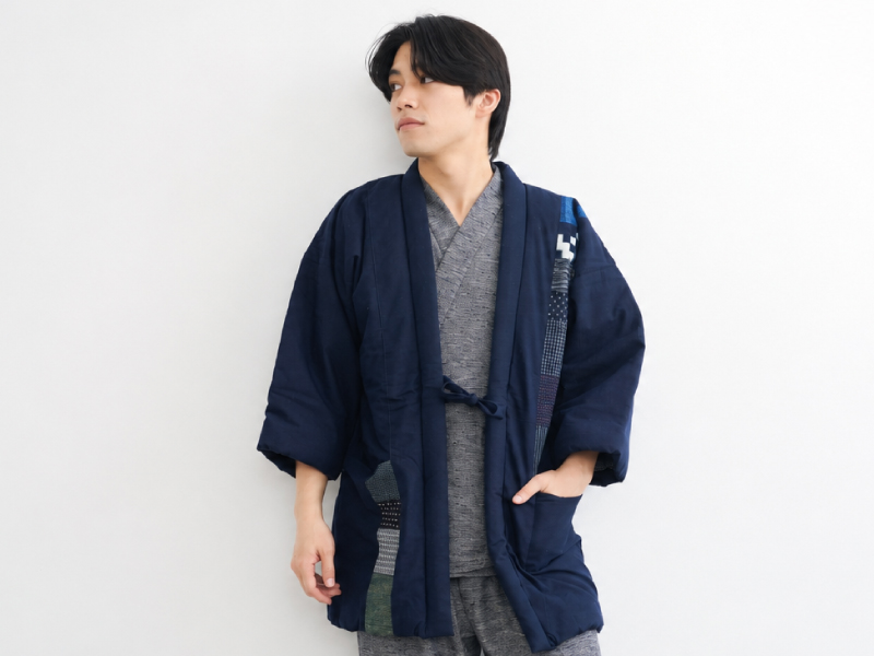 作務衣に綿入れ袢天を重ねた着こなし