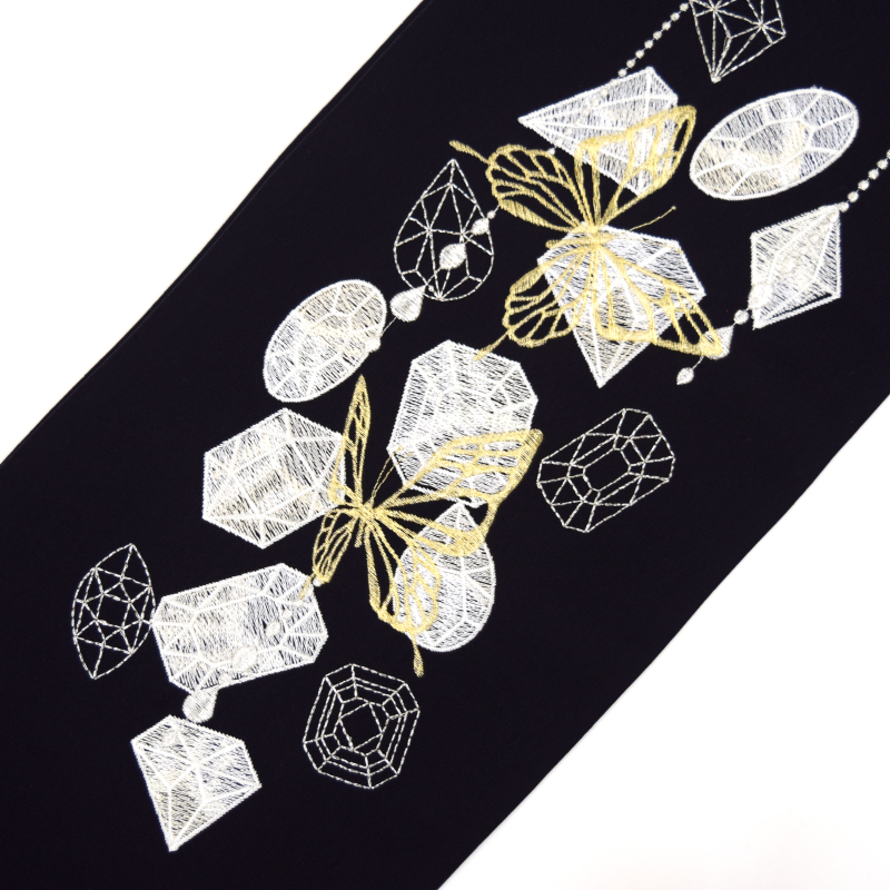 【在庫限り】シルエリー ポリ刺繍半衿 蝶 黒/色