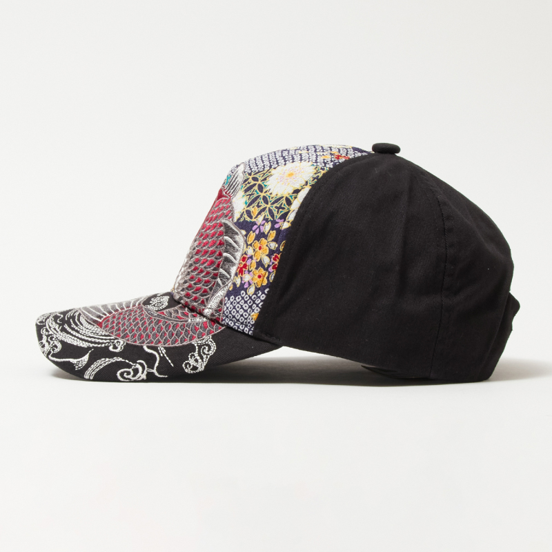 刺繍キャップ 紅鯉/黒
