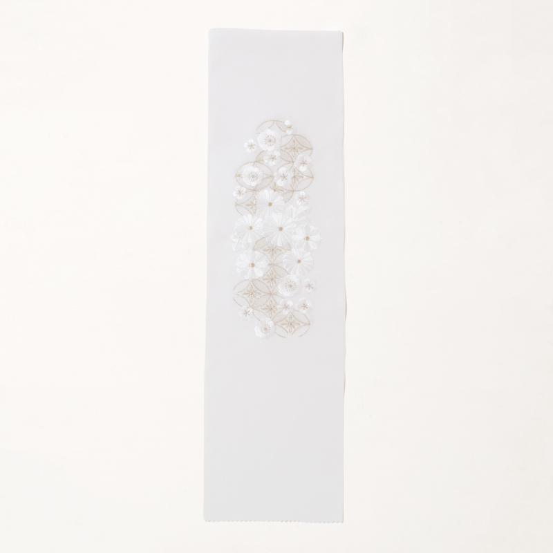 刺繍半衿 ポリエステル 七宝に菊