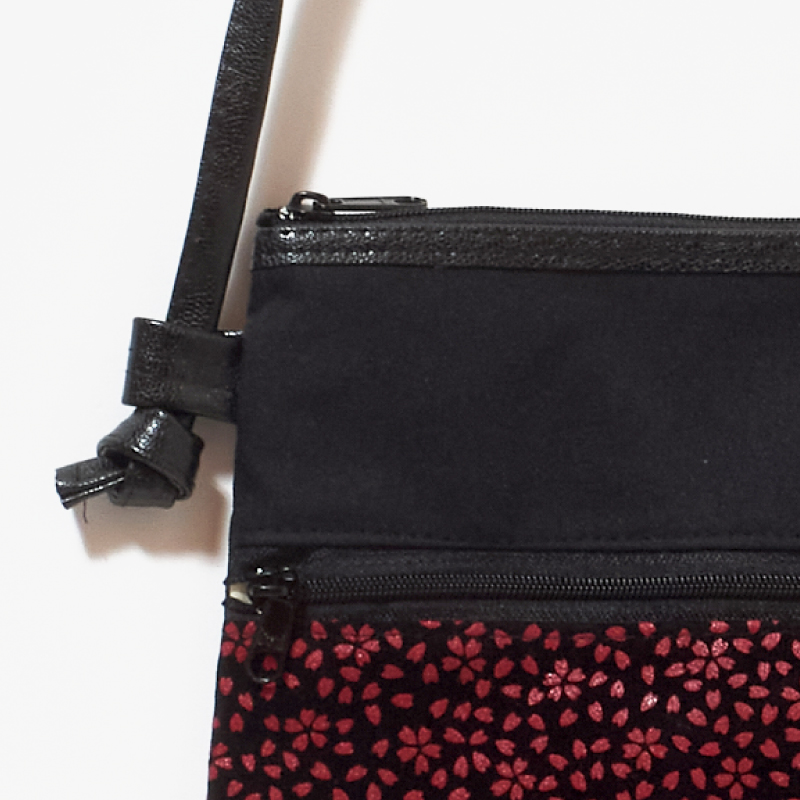 印伝調 2ファスナーポシェット マチ付き 赤