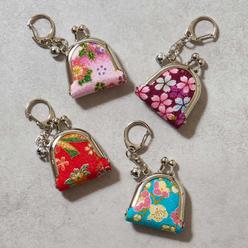 友禅ピアス入れ