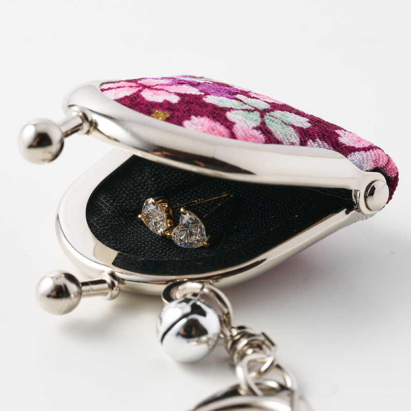 友禅ピアス入れ