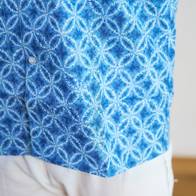 鯉口シャツ 絞り風 七宝 薄藍