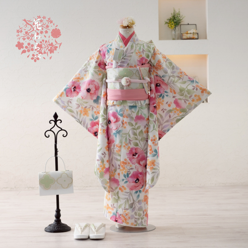  花わらべ 7才女児 着物 WP-4 カラフル（オフ白）